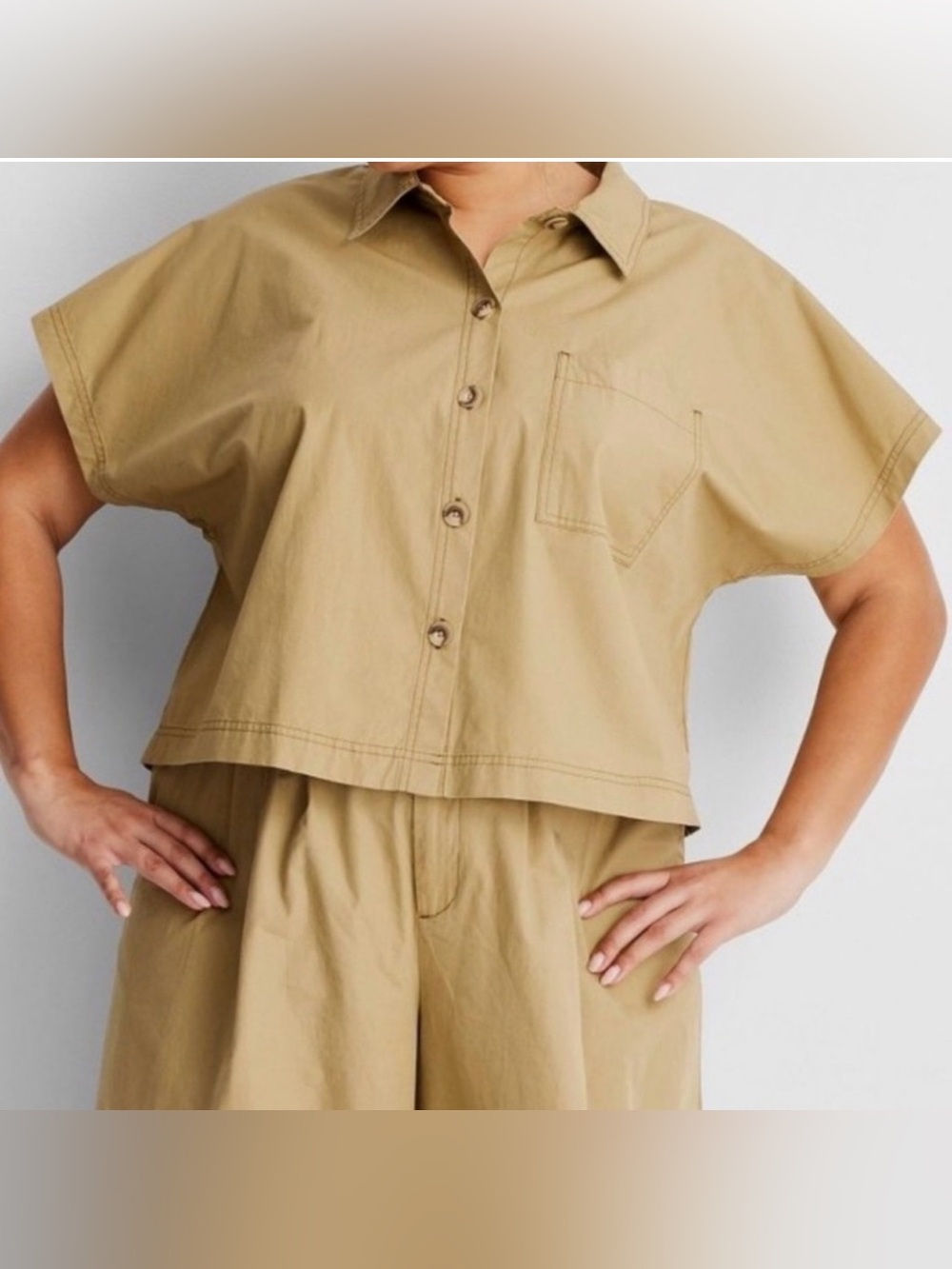 Women's Short-Sleeve Boxy Top. Nwt